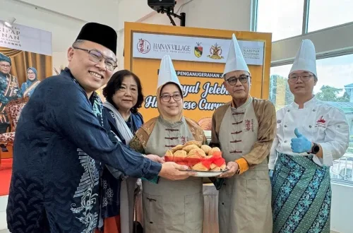 Celebrating Culture Through Cuisine: The Royal Jelebu Hainanese Curry Puff