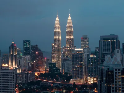 timelapse-night-changing-evening-kuala-lumpur-malaysia.jpg (1)